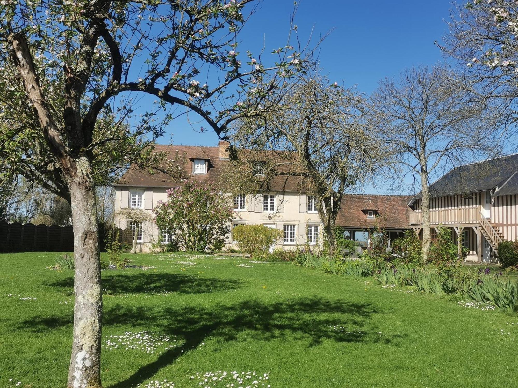 Les Marronniers Hotel Cambremer Exterior foto